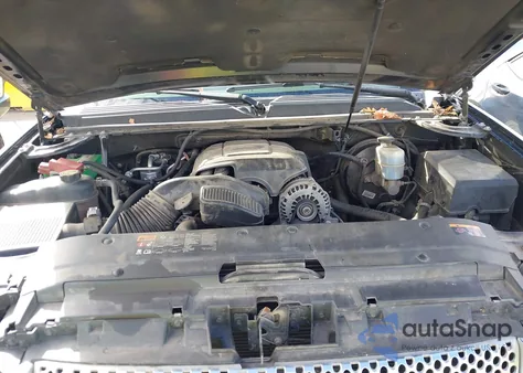 2013 GMC Yukon Denali z USA, uszkodzony, nr VIN 1GKS2EEF1DR353673